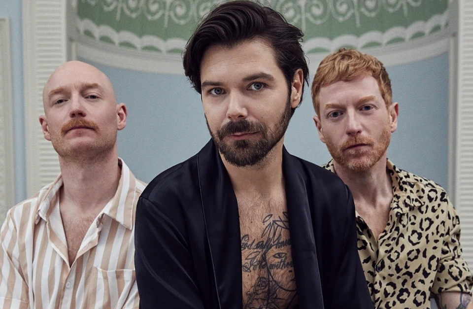 Biffy Clyro с нов албум през май, чуй сингъла "End Of"
