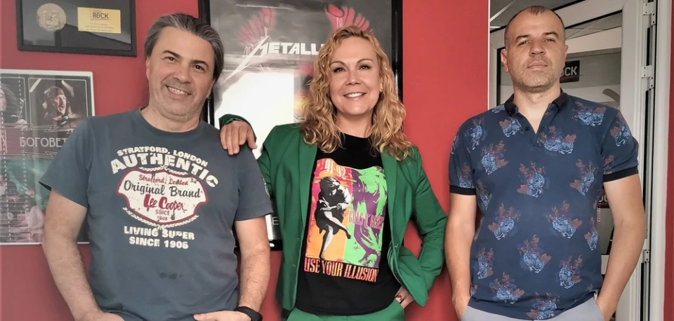 Б.Т.Р. представиха новия си албум в ефира на Z-Rock