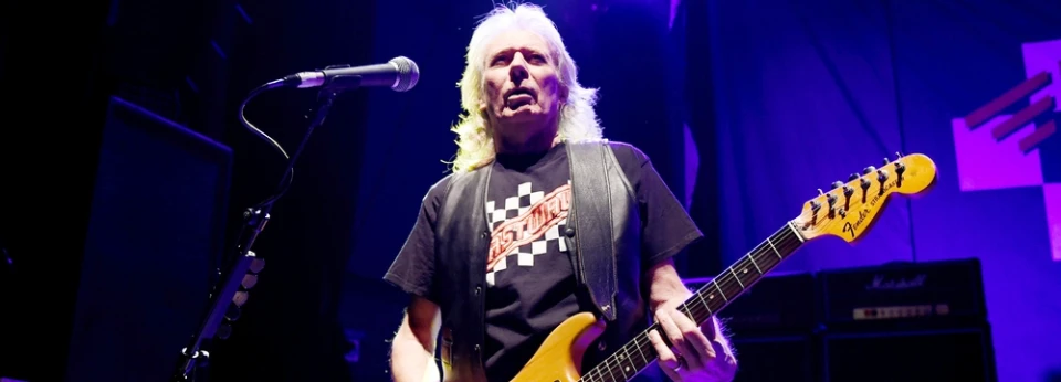 Почина бившият китарист на Motörhead "Fast" Eddie Clarke