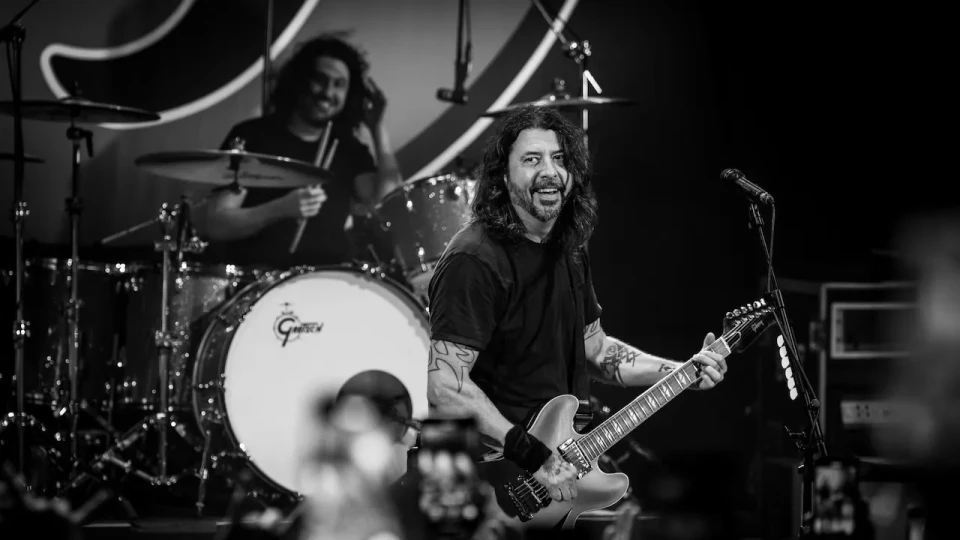 Foo Fighters направиха първи концерт от година, вече с новия барабанист
