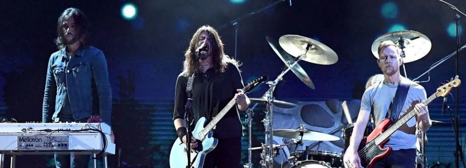 Foo Fighters ще искат уверение за ваксинация или отрицателен тест на концертите си в Аляска