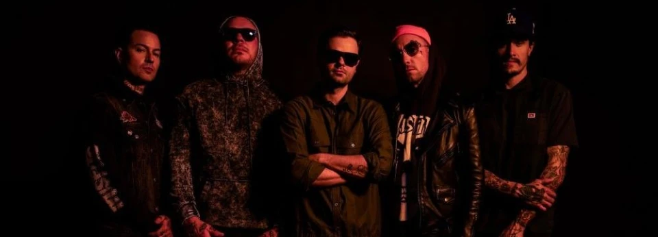 Hollywood Undead пуснаха видеото към "Already Dead"