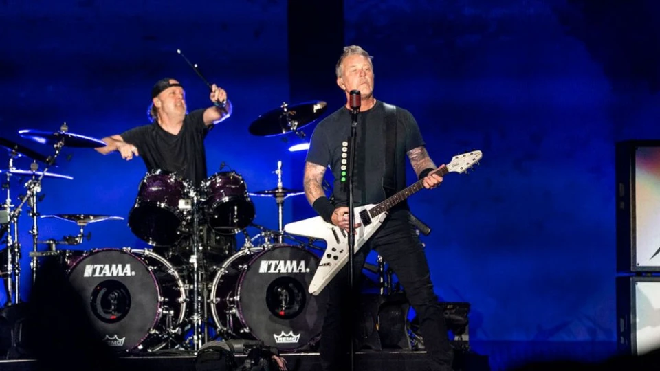 Бебе се роди по време на концерт на Metallica, под звуците на "Enter Sandman"