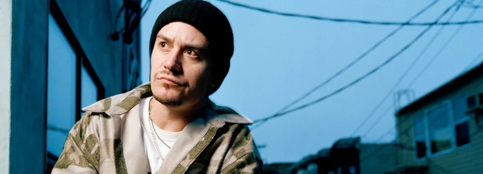 Mike Patton разкри зловеща нова композиция - "Dead Woman’s Secrets"