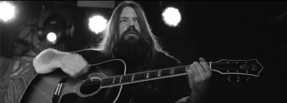 Mark Morton записа кавър на класика на Pearl Jam