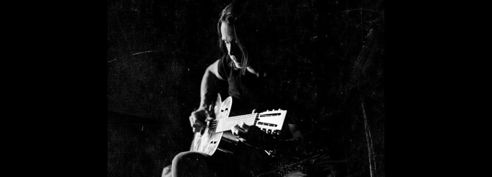 Myles Kennedy пусна видеото към заглавния сингъл от Year Of The Tiger
