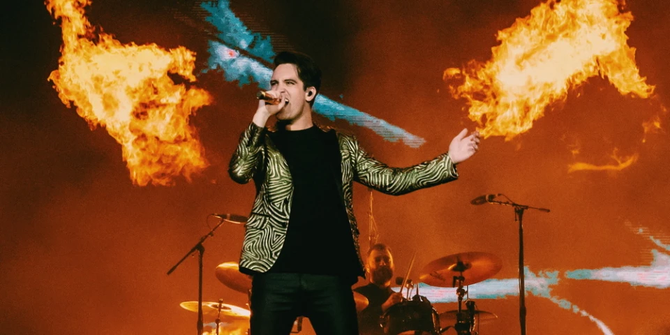 Panic! At The Disco с нова песен и видео - "Middle of a Breakup"