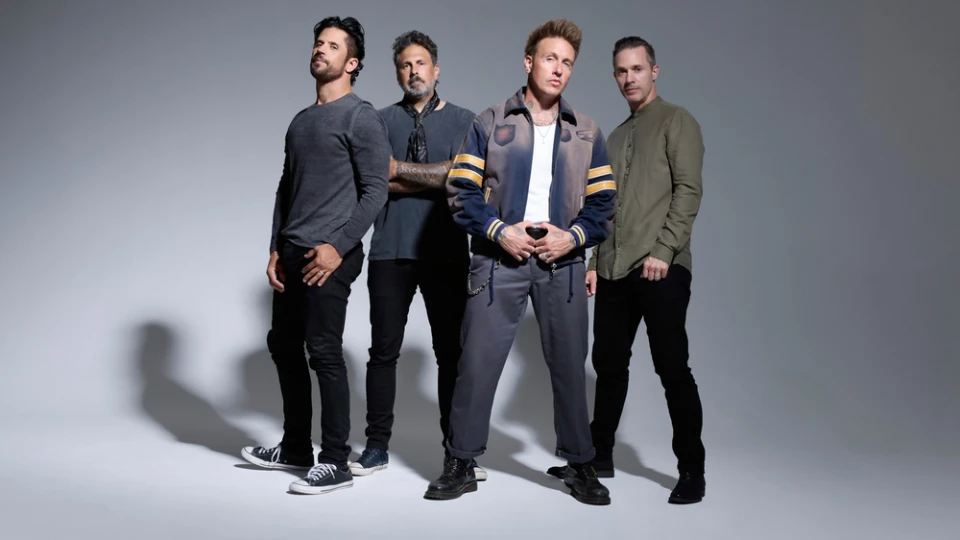 Papa Roach пуснаха новия си сингъл "Wake Up Calling"