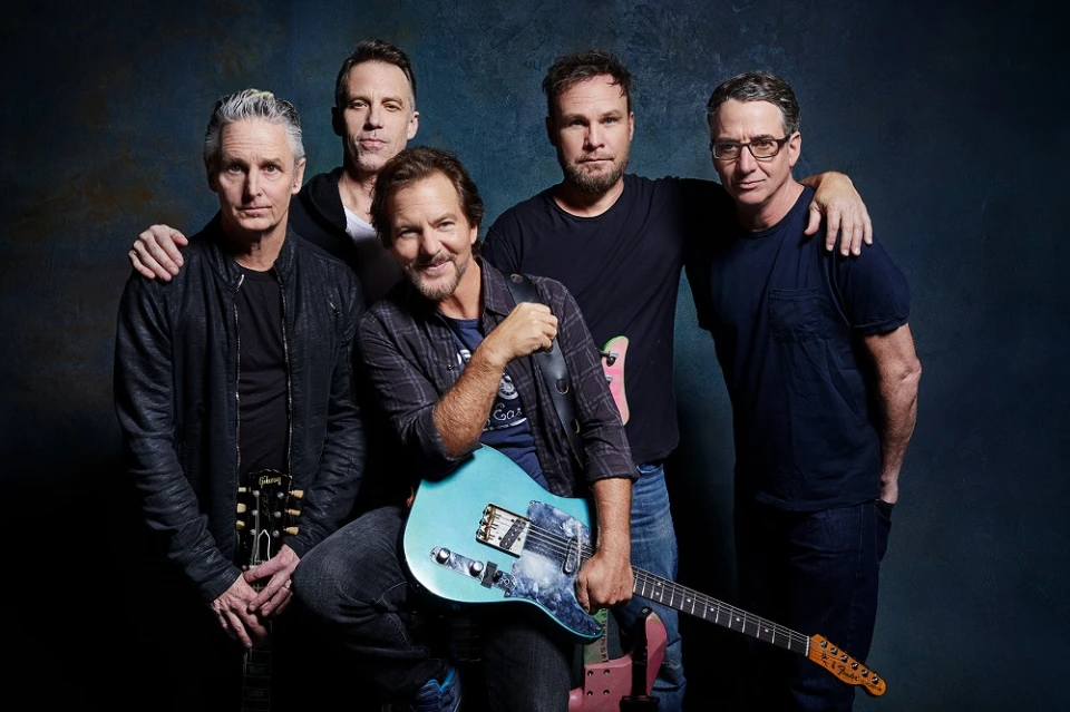 Pearl Jam стриймват страхотен свой концерт
