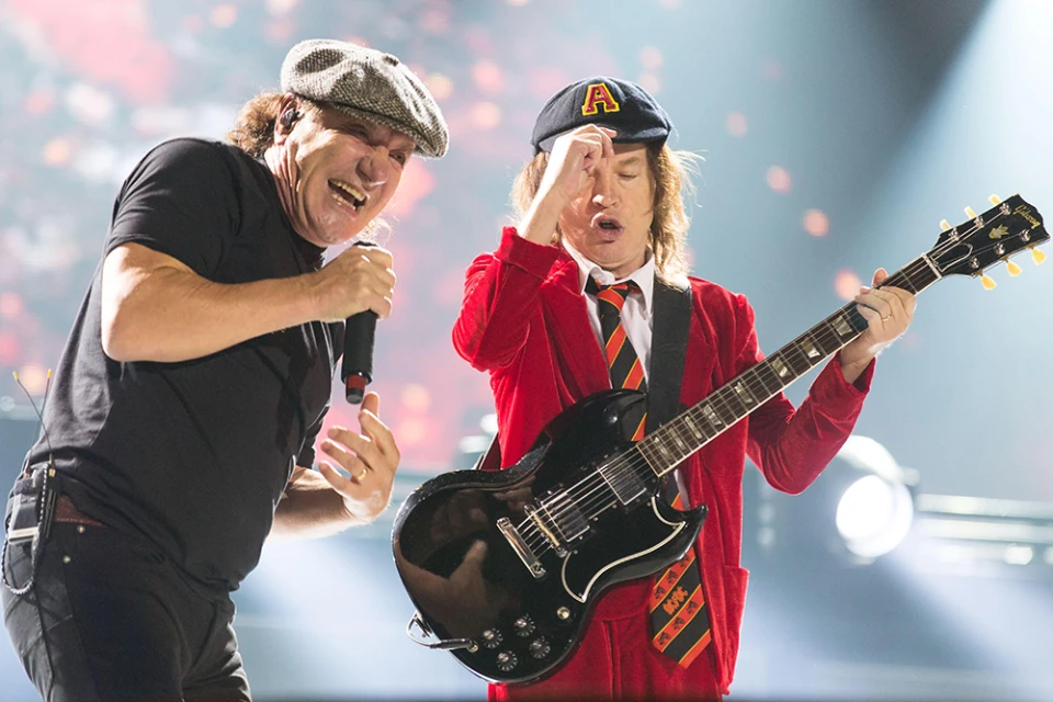 AC/DC обявиха и турне в Европа тази година