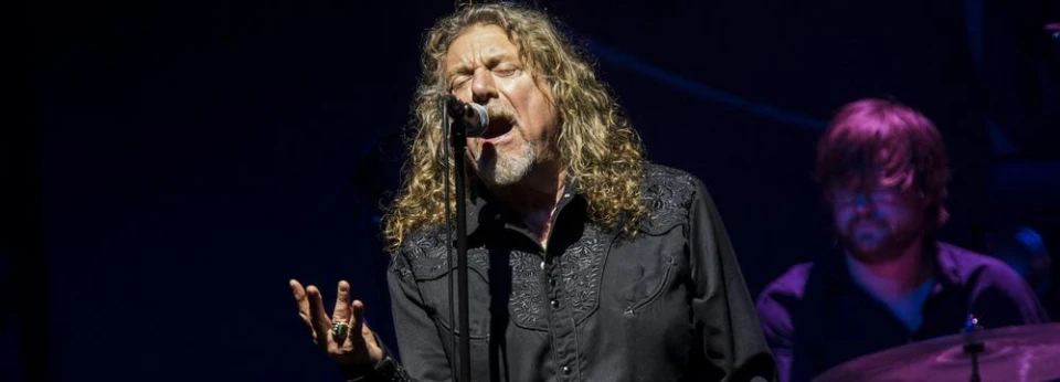 Чуй новото парче на Robert Plant и Chrissie Hynde, "Bluebirds Over The Mountain"