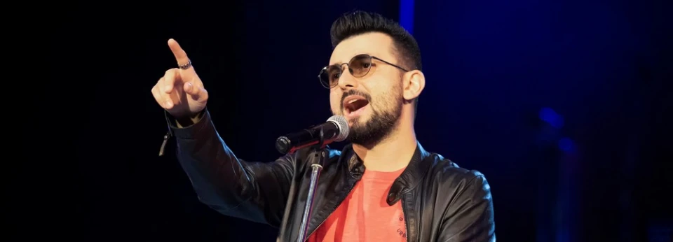 Славин Славчев заменя Рони Ромеро пред микрофона в Intelligent Music Project