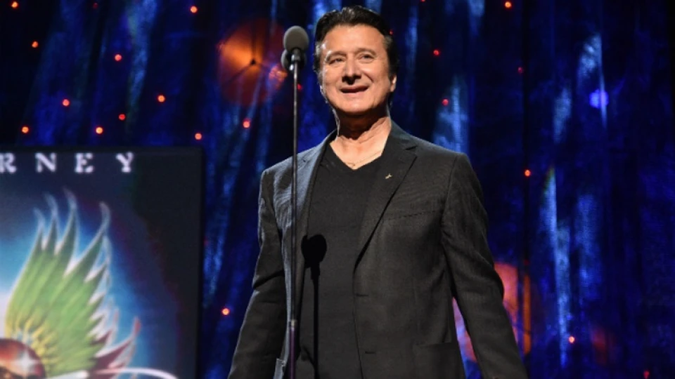 Steve Perry направи премиера на видеото към "No More Cryin'"