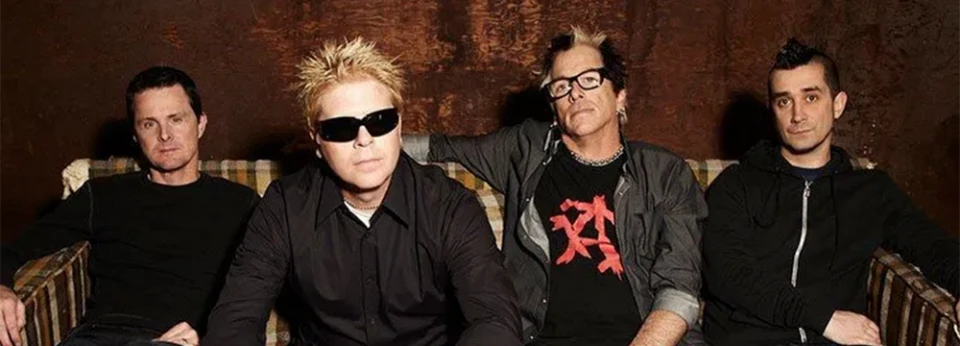 Чуй първата коледна песен на The Offspring
