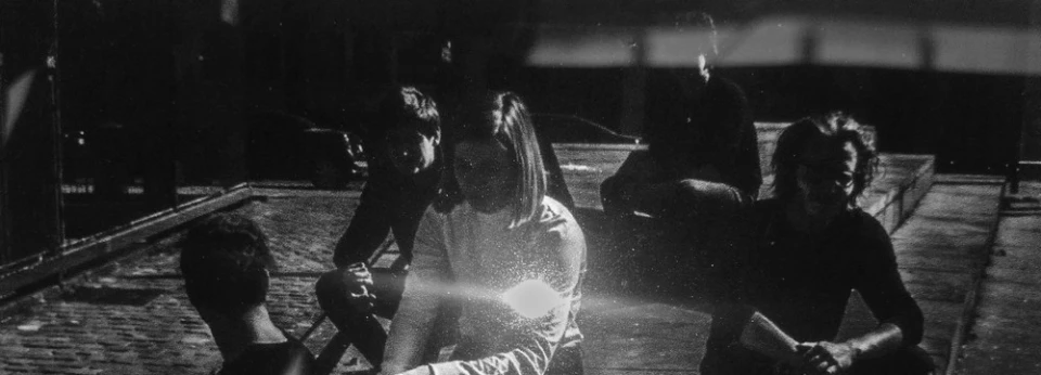 Дарк пост-пънк с Whispering Sons през ноември